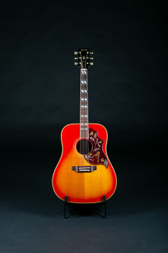 1969 GIBSON HUMMINGBIRD