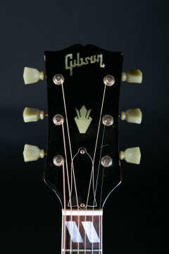 1969 GIBSON HUMMINGBIRD