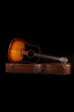 1961  GIBSON J-45