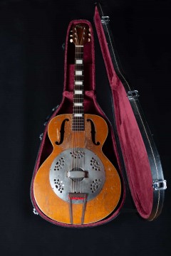 KAY RESONATOR