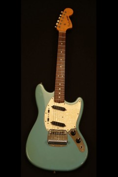 1967 FENDER MUSTANG