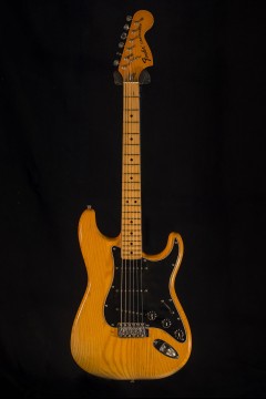 1976 FENDER STRATOCASTER