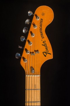 1976 FENDER STRATOCASTER