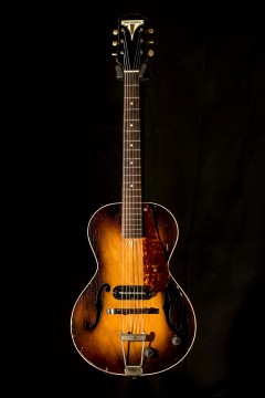 1941 EPIPHONE CORONET ELECTAR