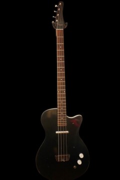 1964 SILVERTONE BASS