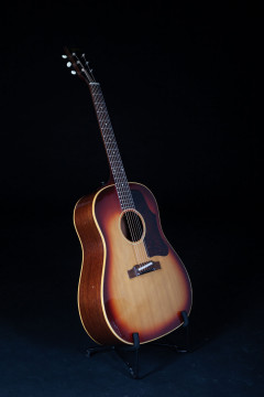 1962 GIBSON J45