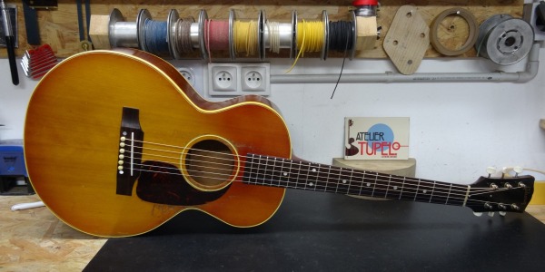 1963 Gibson B-25 3/4 restauration