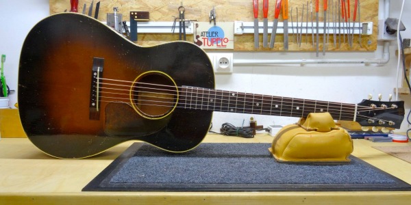 1952 Gibson LG2