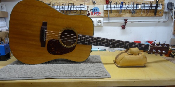 1967 Martin D18